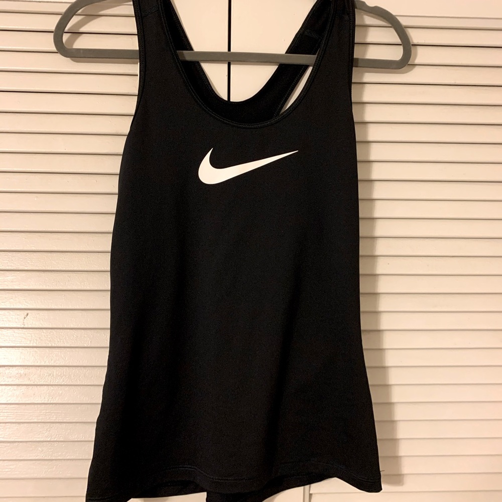 Nike tank